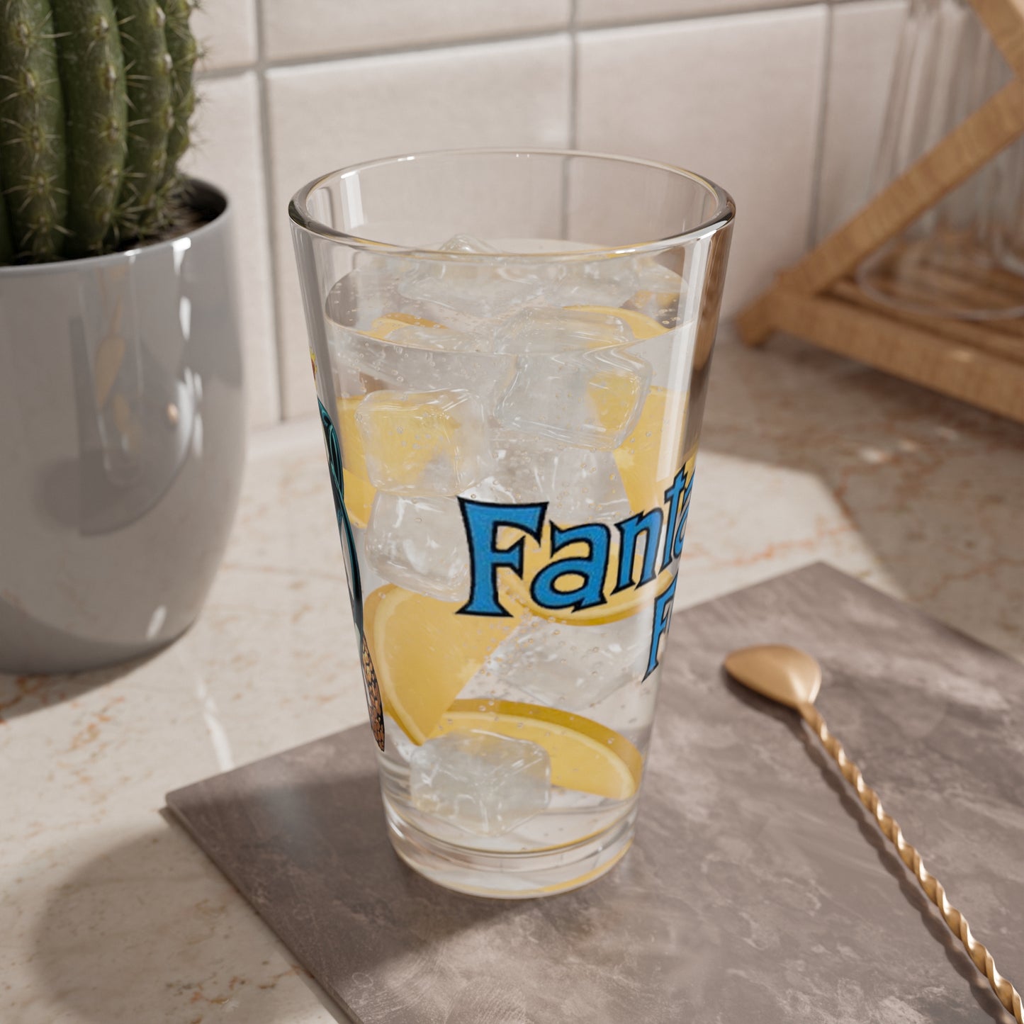 Fantastic Four Pint Glass, 16oz - John Byrne Art - Human Torch, Thing, Invisible Woman, Reed Richards - Marvel Comics