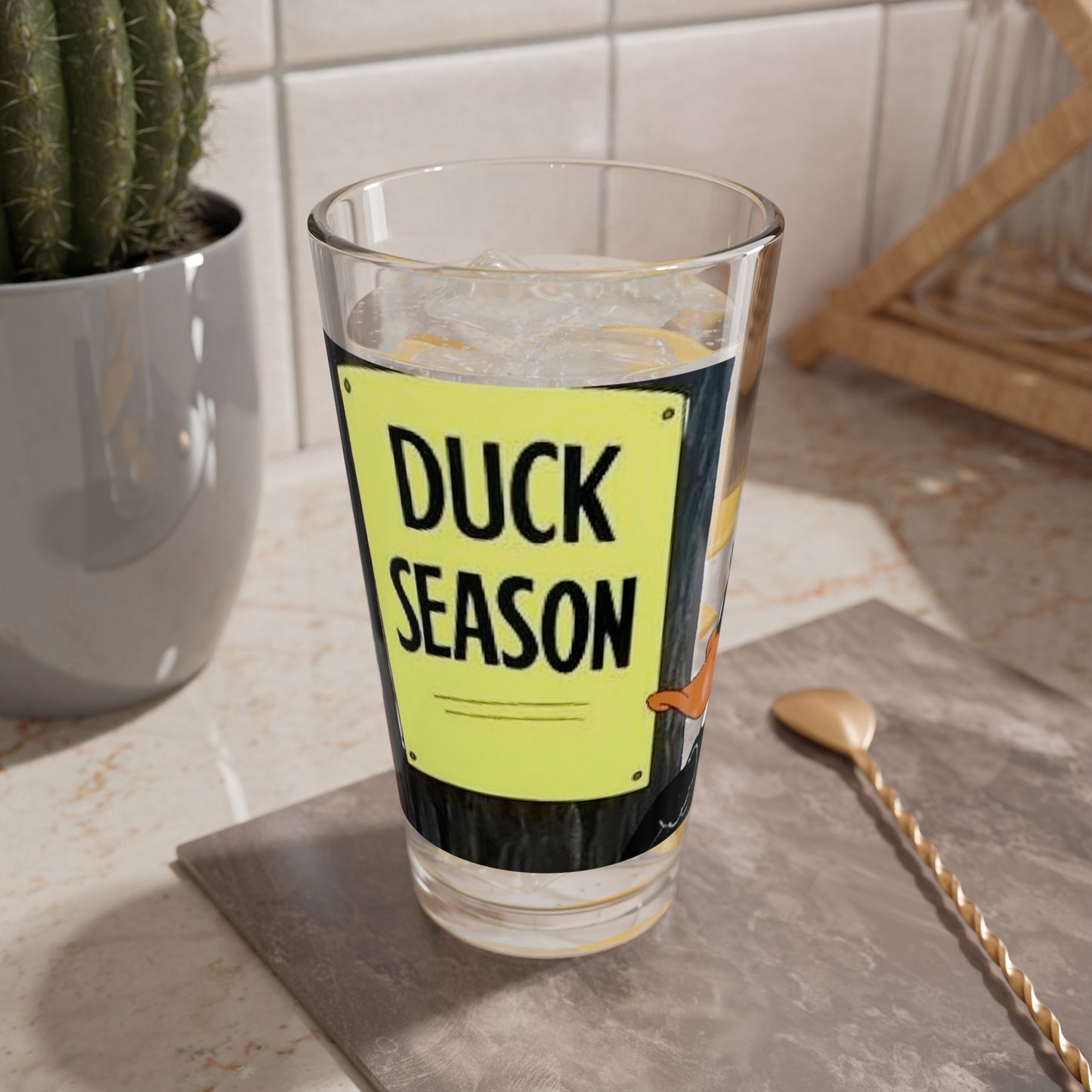 Bugs Bunny & Daffy Duck Pint Glass, 16oz - Rabbit/Duck Season - Looney Tunes