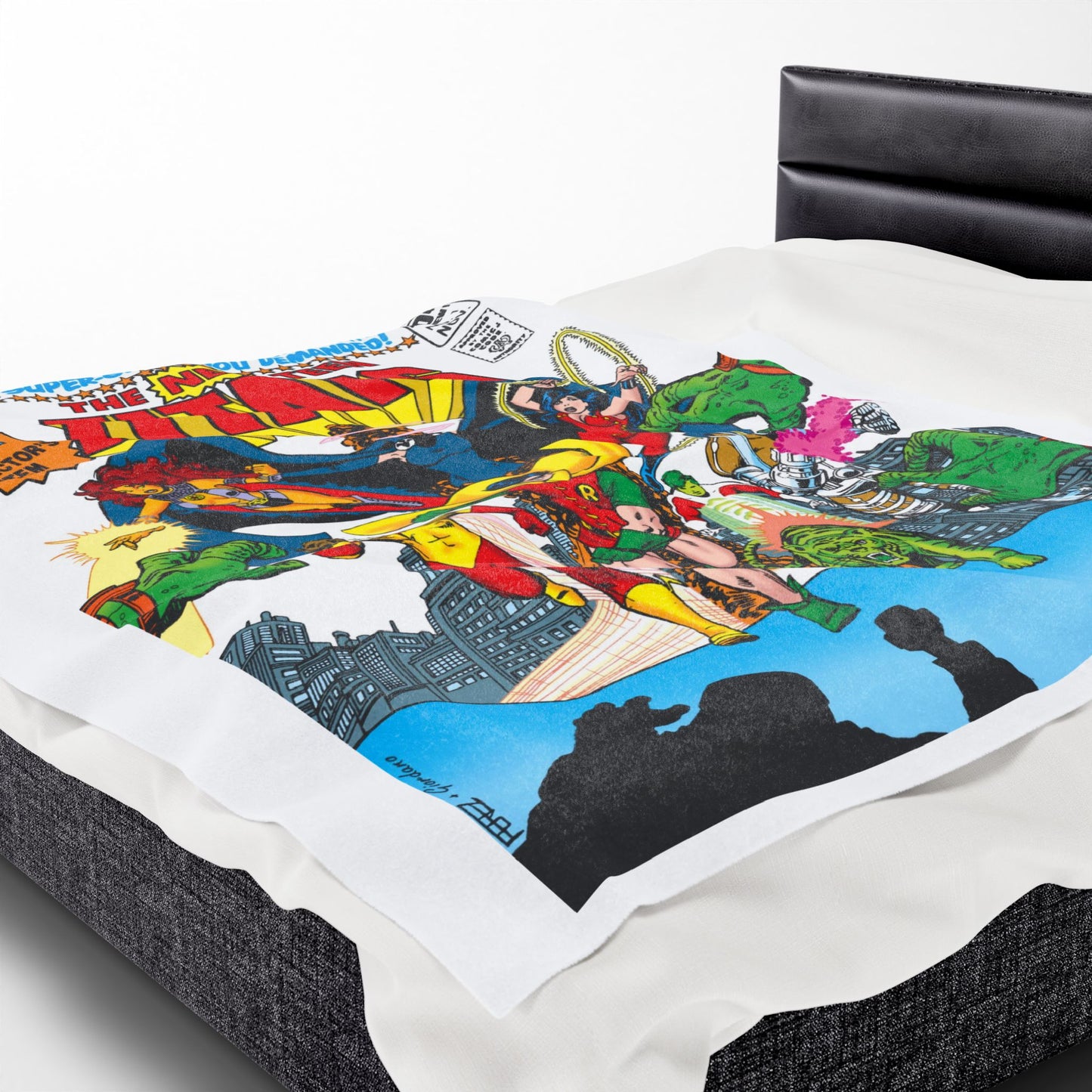 New Teen Titans Velveteen Plush Blanket 60x80" - George Perez Art - DC Comics - Robin, Wonder Girl, Cyborg, Raven, Starfire