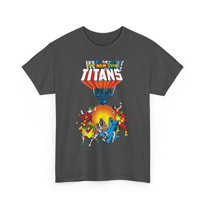 New Teen Titans T-Shirt - George Perez Art - Robin, Wonder Girl, Cyborg, Raven, Starfire, Kid Flash - #10 Cover Art - DC Comics