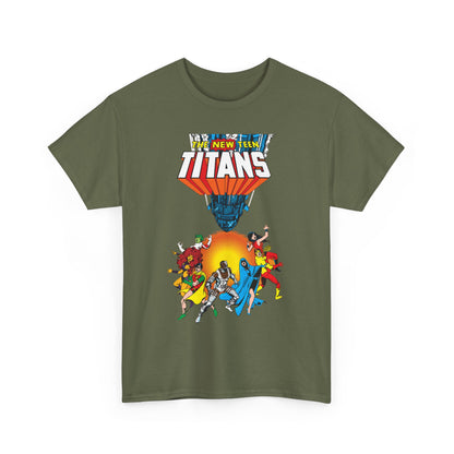 New Teen Titans T-Shirt - George Perez Art - Robin, Wonder Girl, Cyborg, Raven, Starfire, Kid Flash - #10 Cover Art - DC Comics