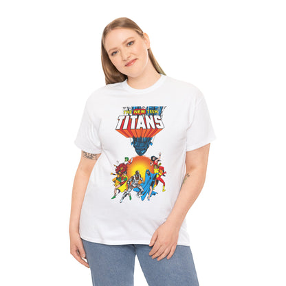 New Teen Titans T-Shirt - George Perez Art - Robin, Wonder Girl, Cyborg, Raven, Starfire, Kid Flash - #10 Cover Art - DC Comics