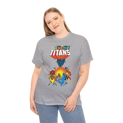 New Teen Titans T-Shirt - George Perez Art - Robin, Wonder Girl, Cyborg, Raven, Starfire, Kid Flash - #10 Cover Art - DC Comics