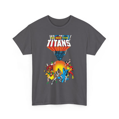 New Teen Titans T-Shirt - George Perez Art - Robin, Wonder Girl, Cyborg, Raven, Starfire, Kid Flash - #10 Cover Art - DC Comics